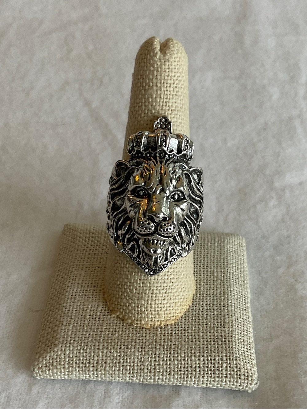 Silver Lion Head Crown Ring Size 10